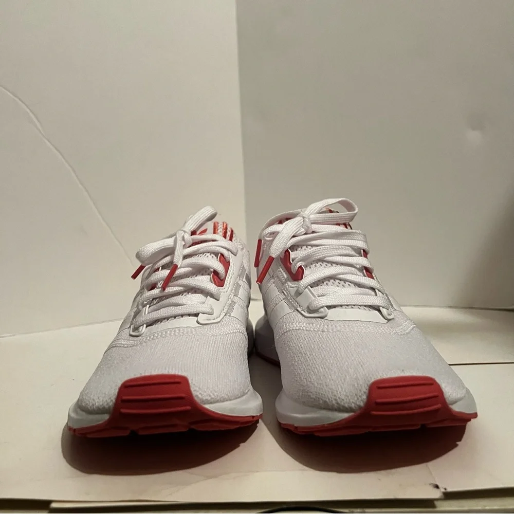 Women’s Adidas Originals Swift Run X W Sneakers, White/Pink, Size 6 1/2 - Picture 8 of 13